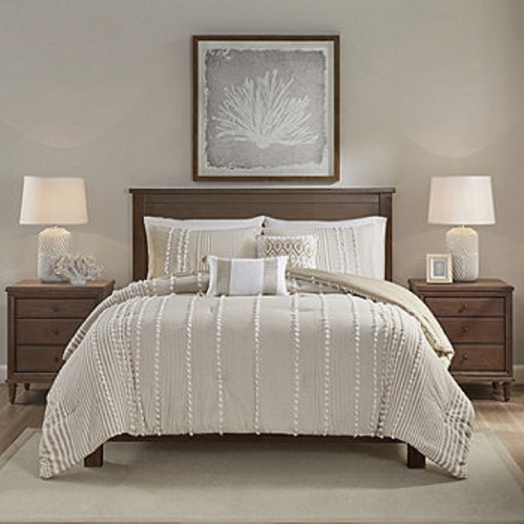 Harbor House Anslee 3-pc. Midweight Embroidered Comforter Set - Picture 1 of 12